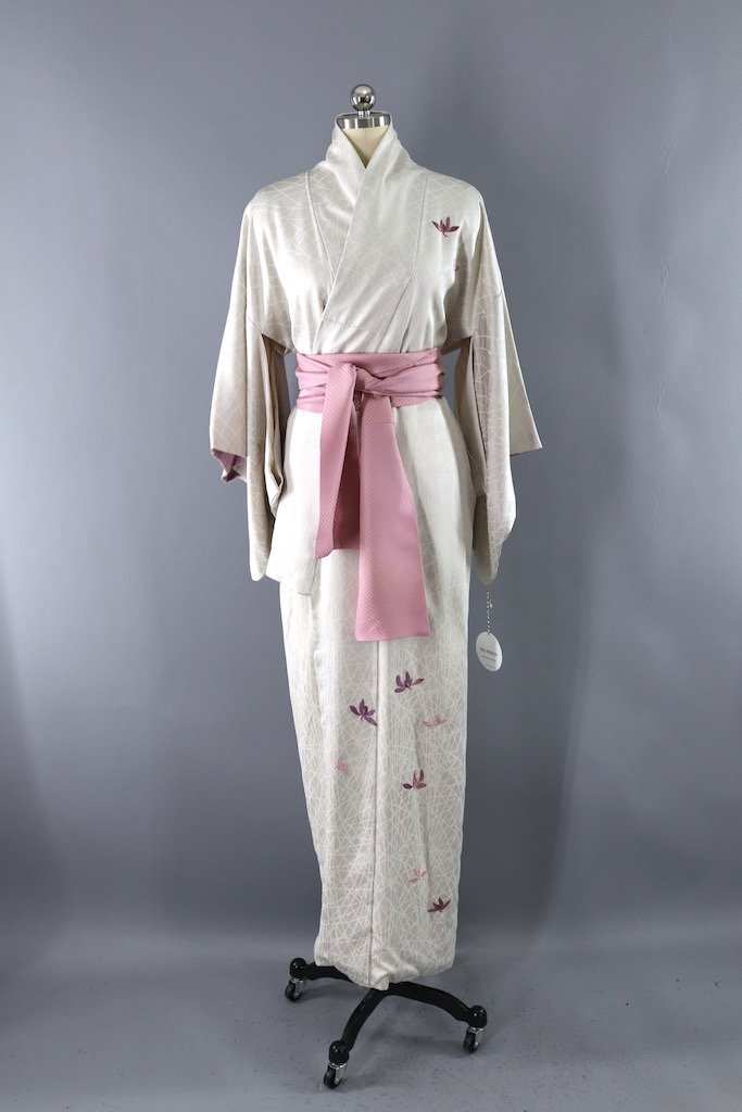 Vintage Chrysanthemum Embroidered Silk Kimono-ThisBlueBird - Modern Vintage