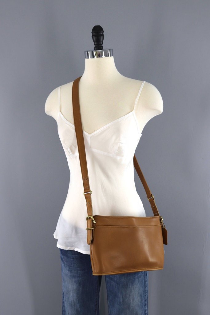 Vintage Coach Equestrian Zip Bag Camel Tan Leather J7C 9802