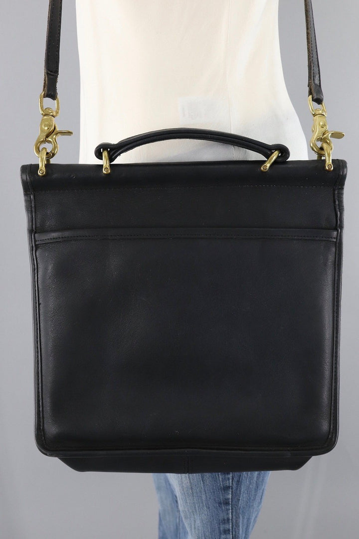Vintage Coach Willis Medium Messenger Bag Black Leather Style H4C 9927 - ThisBlueBird