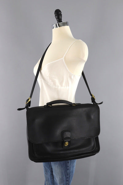 Vintage Coach Messenger Bag Black Leather Style B7C 5180 - ThisBlueBird