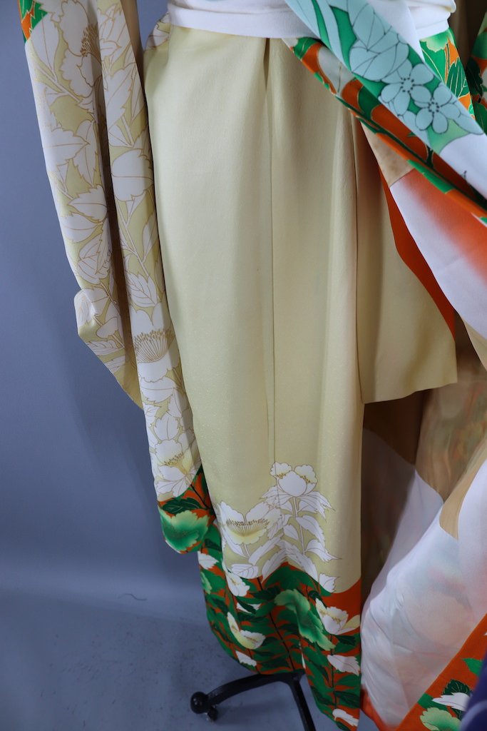 Vintage Green Floral Silk Kimono Robe – ThisBlueBird