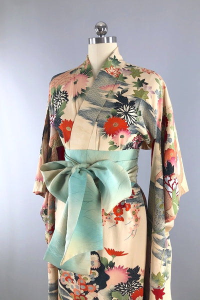 Vintage Ivory and Black Peony Floral Silk Kimono Robe-ThisBlueBird - Modern Vintage