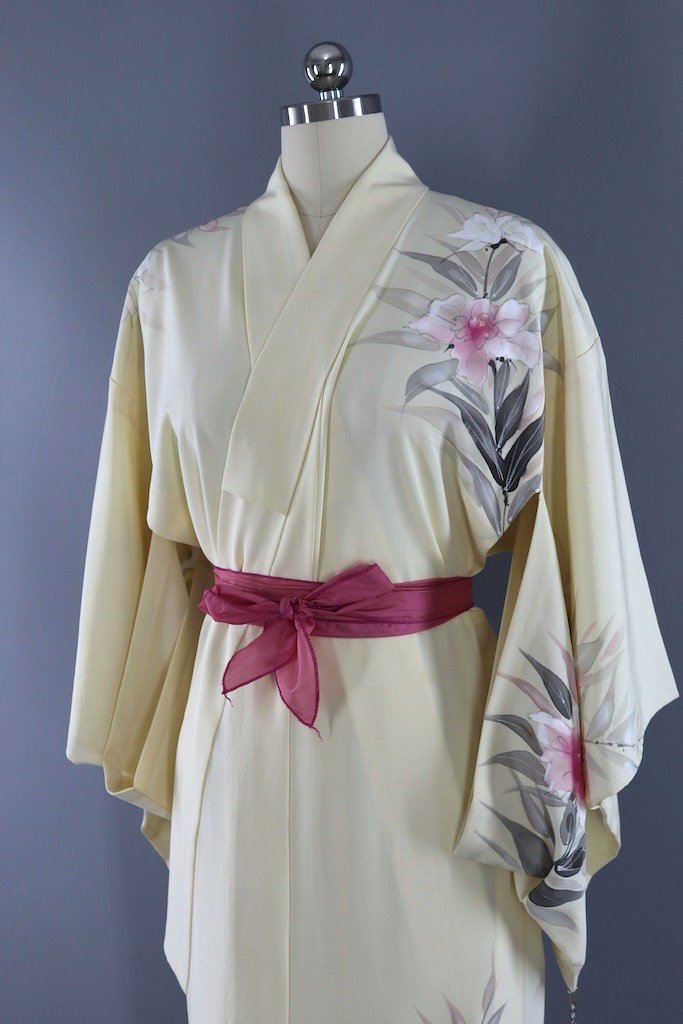 Vintage Ivory Pink Floral Silk Kimono Robe-ThisBlueBird - Modern Vintage