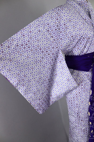 Vintage Kimono Robe / Lavender Purple Floral Print - ThisBlueBird