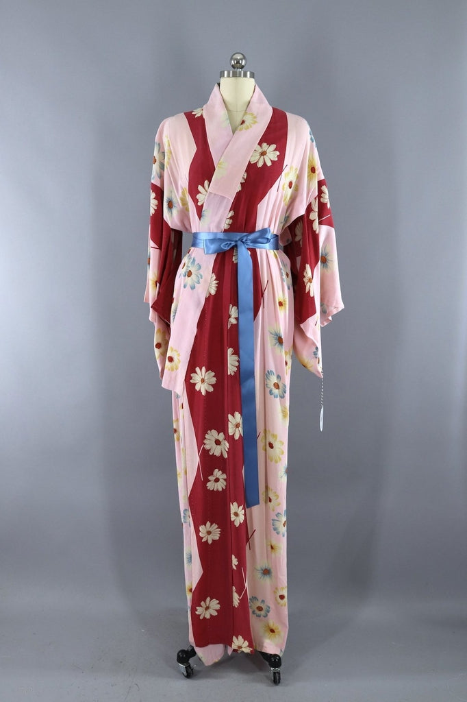 Vintage Kimono Robe / Pink and Red Floral Print - ThisBlueBird