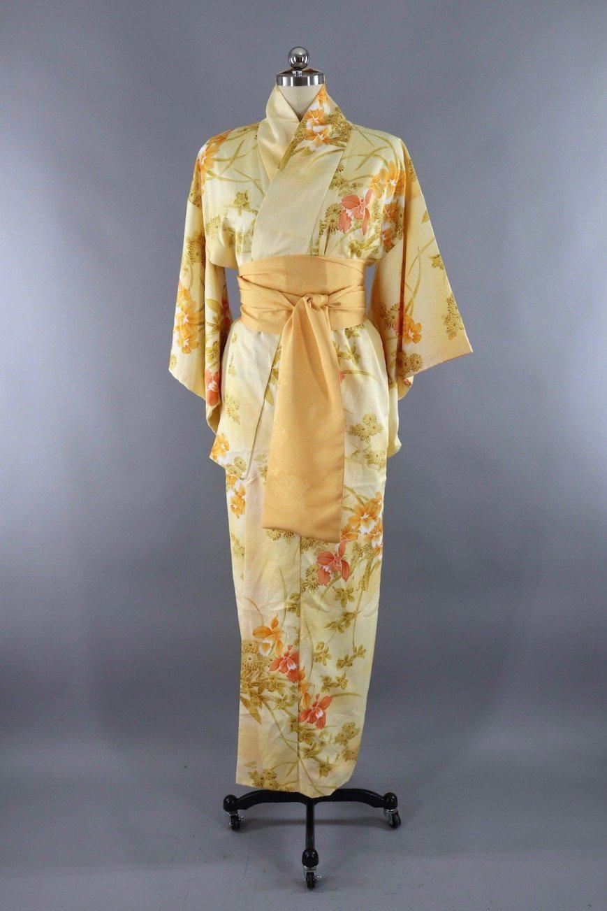 Vintage Kimono Robe / Yellow Floral Print – ThisBlueBird