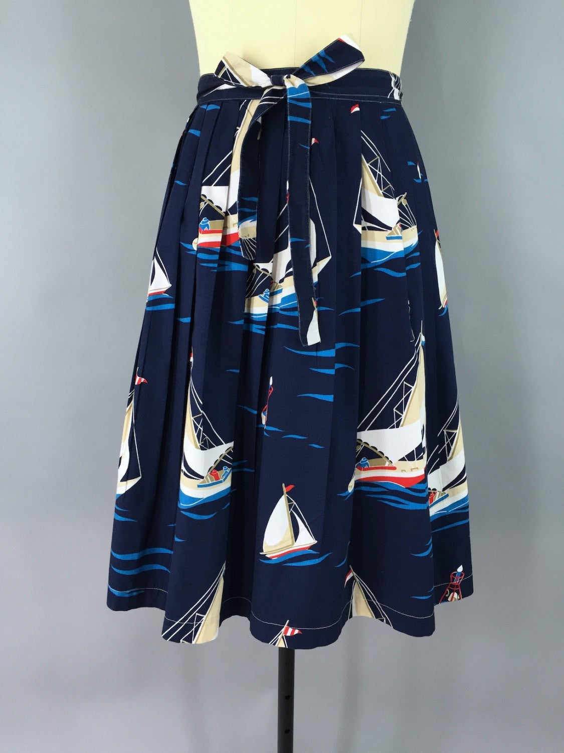 Vintage Novelty Print Skirt / Nautical Sailboats - ThisBlueBird