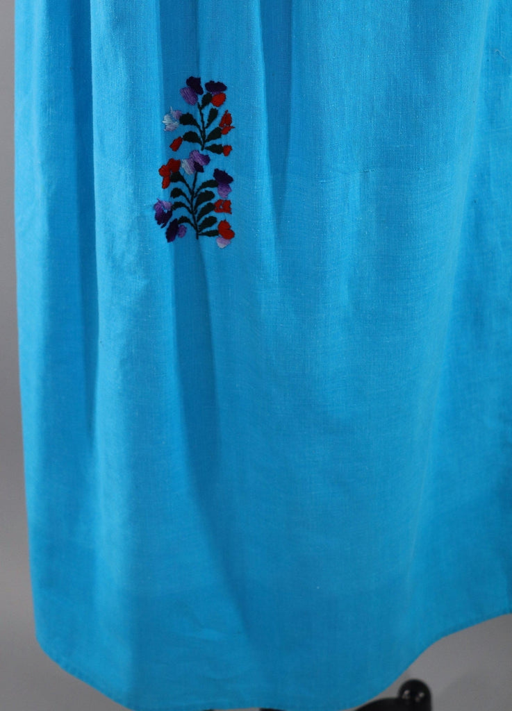 Vintage Oaxacan Mexican Embroidered Dress / Aqua Blue Floral - ThisBlueBird