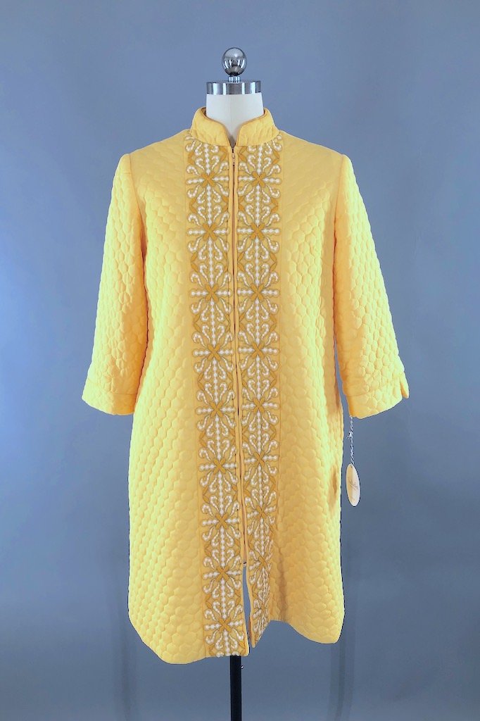 Vintage Quilted & Embroidered Robe – ThisBlueBird