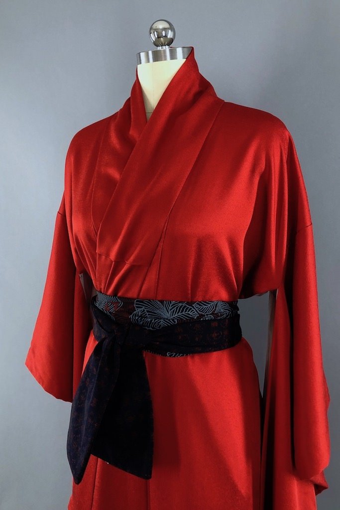 Vintage Red &amp; Black Silk Kimono Robe-ThisBlueBird - Modern Vintage