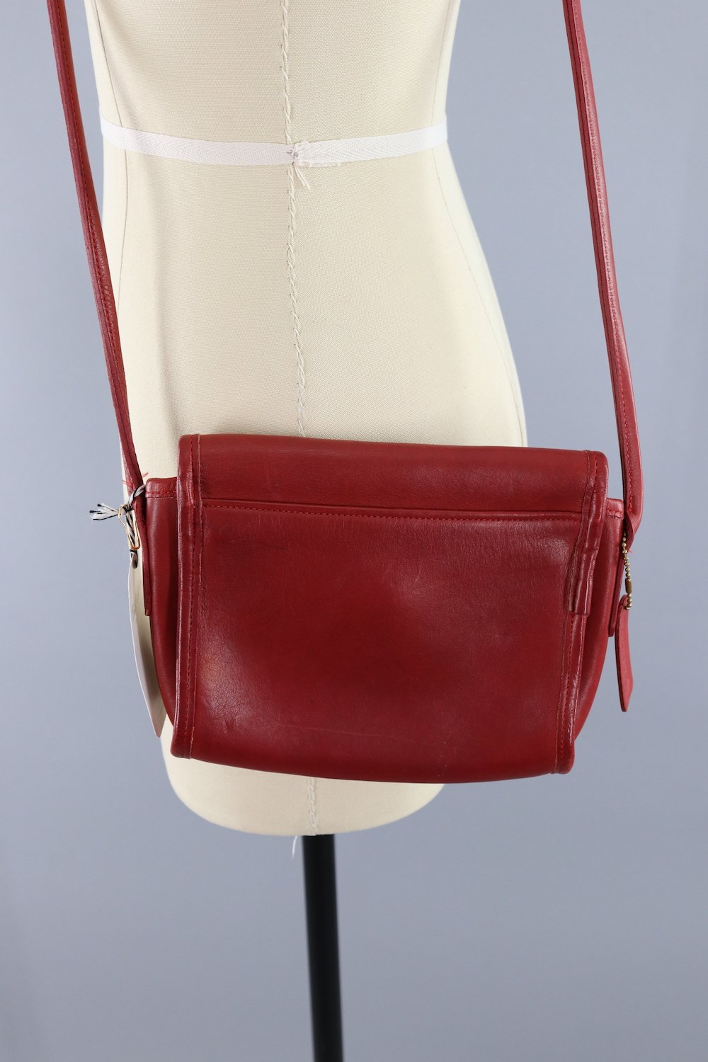 Vintage Red Leather COACH Cross Body Bag – ThisBlueBird
