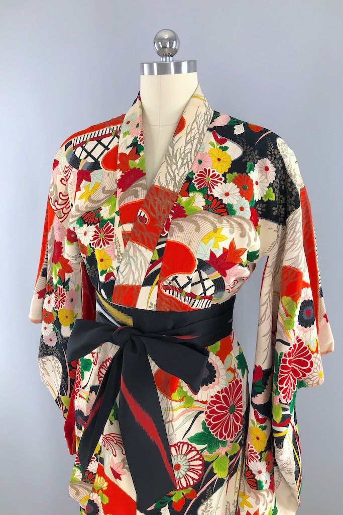 Vintage Red &amp; White Silk Kimono Robe-ThisBlueBird - Modern Vintage