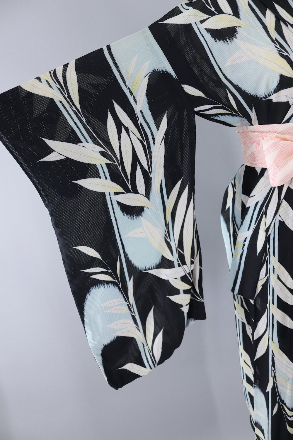 Vintage Silk Kimono Robe / Black &amp; Blue Leaves Print / 1920s 1930s - ThisBlueBird
