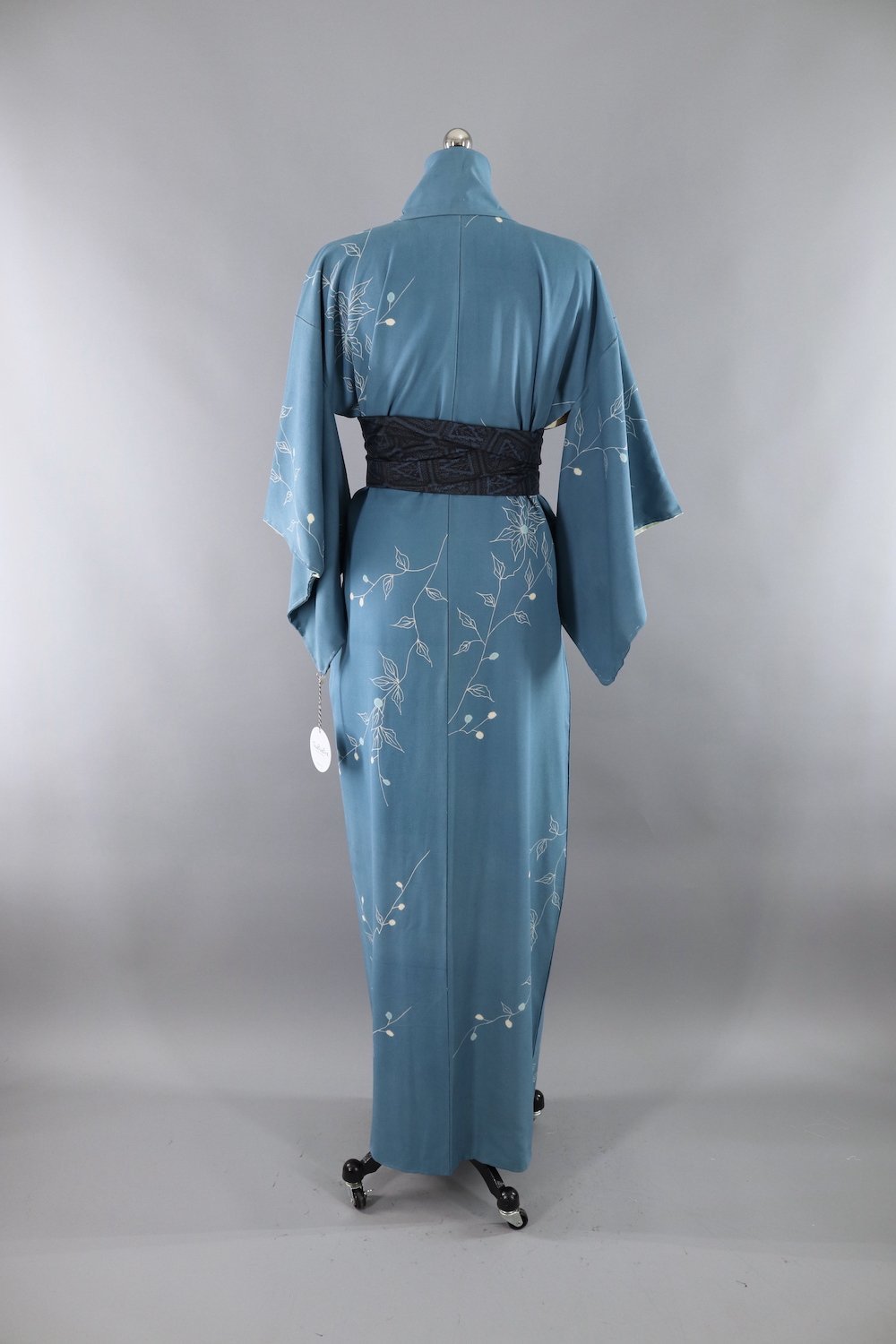 Vintage Silk Kimono Robe / Blue & White Floral Print - ThisBlueBird
