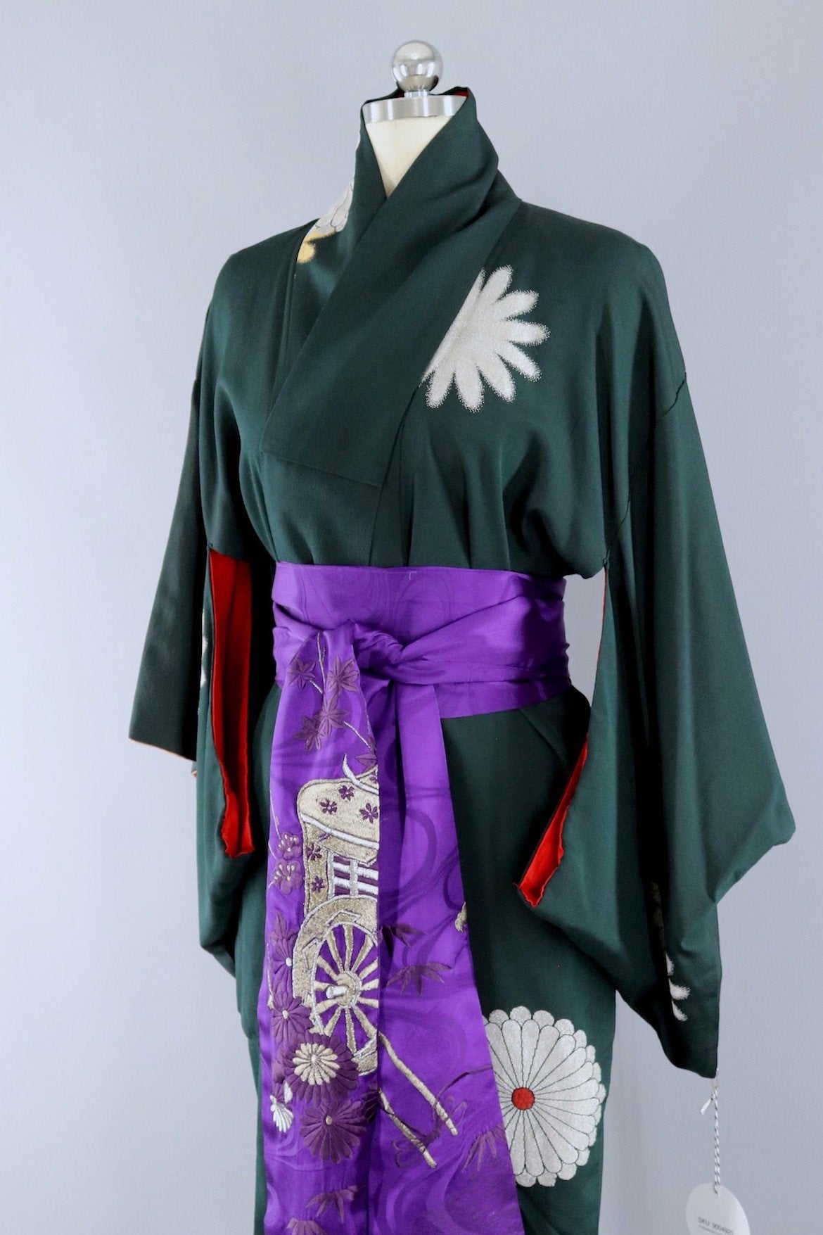 Vintage Silk Kimono Robe / Dark Green with Gold and Silver Flowers