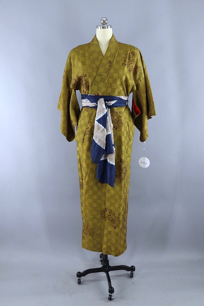 Vintage Silk Kimono Robe / Gold Foo Dogs - ThisBlueBird