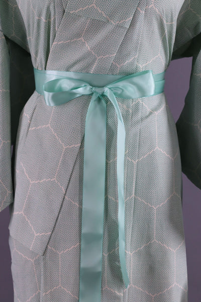 Vintage Silk Kimono Robe - Ivory and Green Hexagon Hex - ThisBlueBird