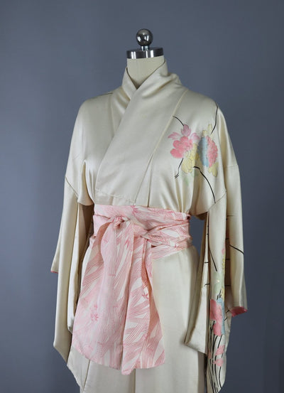 Vintage Silk Kimono Robe / Ivory and Pink Peony Floral Print - ThisBlueBird