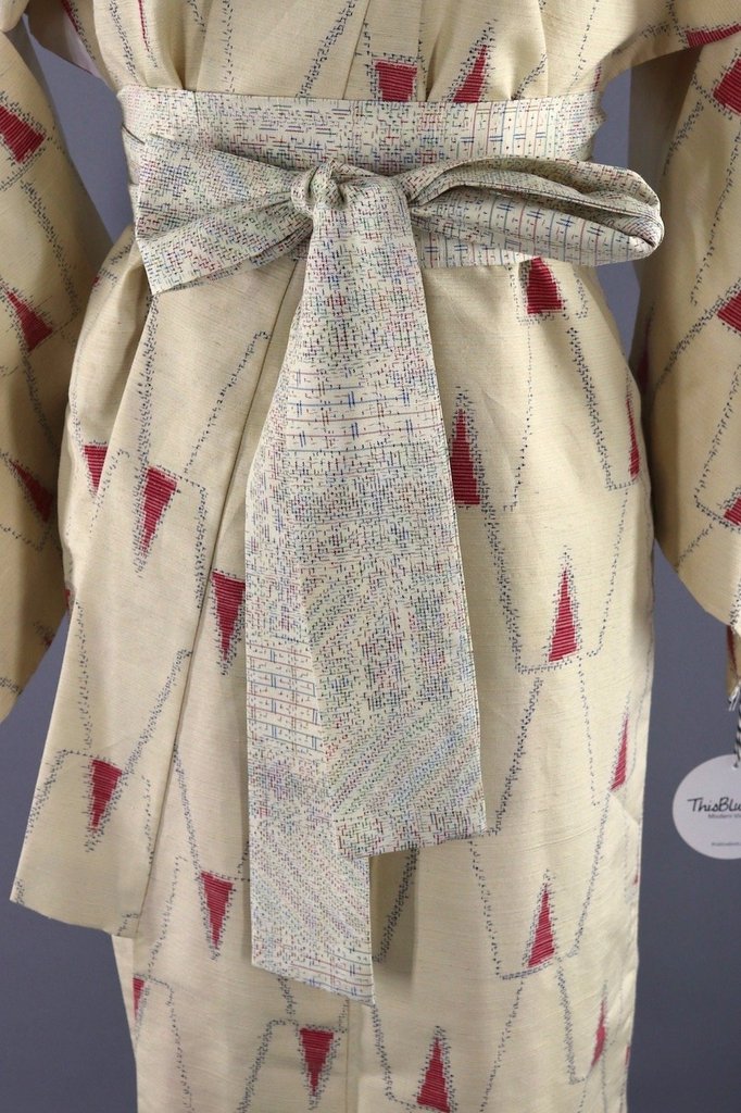 Vintage Silk Kimono Robe / Ivory and Red Ikat Triangles - ThisBlueBird