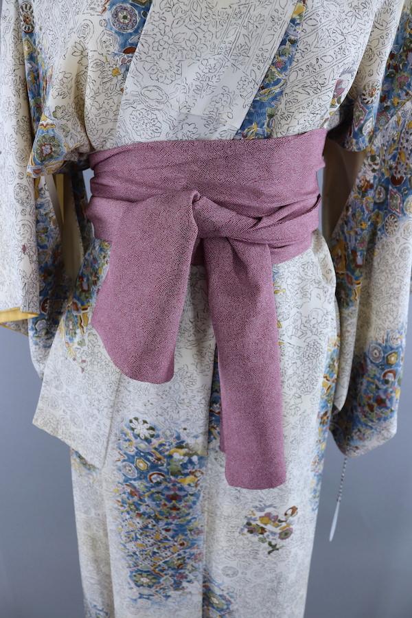 Vintage Silk Kimono Robe / Ivory & Blue Novelty Print - ThisBlueBird