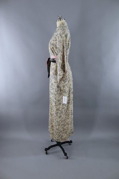 Vintage Silk Kimono Robe / Ivory Pastel Print - ThisBlueBird