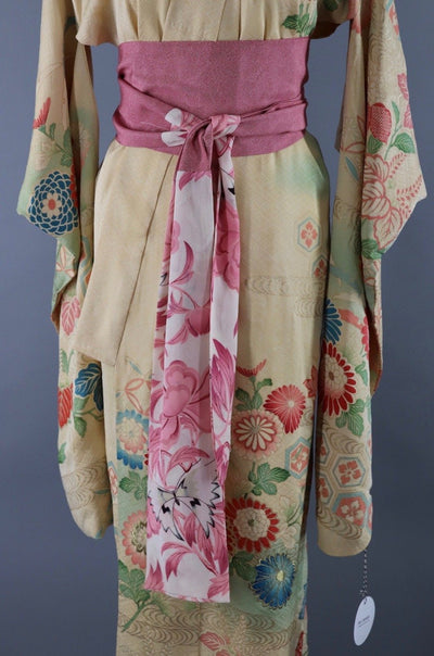 Vintage Silk Kimono Robe / Ivory & Pink Floral - ThisBlueBird
