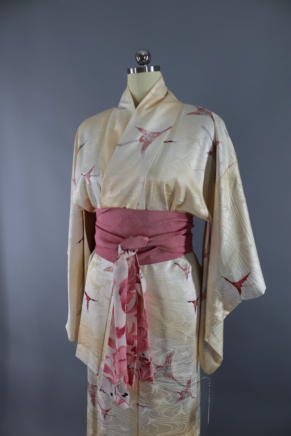 Vintage Silk Kimono Robe / Ivory & Pink Flying Cranes - ThisBlueBird