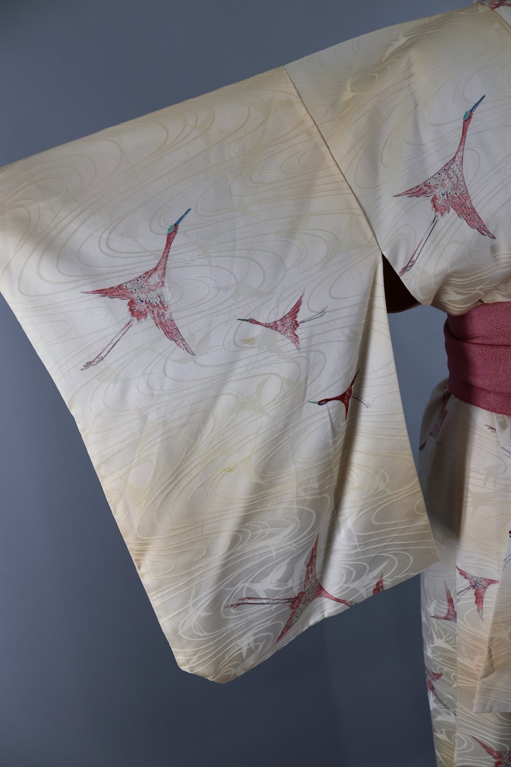 Vintage Silk Kimono Robe / Ivory &amp; Pink Flying Cranes - ThisBlueBird