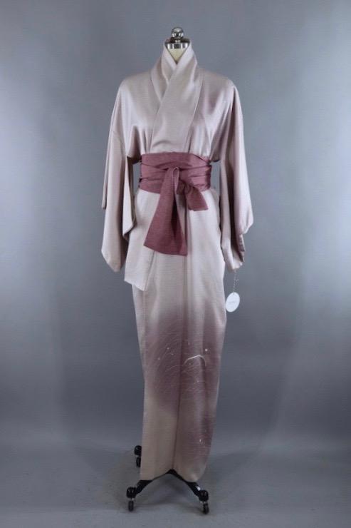 Vintage Silk Kimono Robe / Lavender & White Abstract - ThisBlueBird