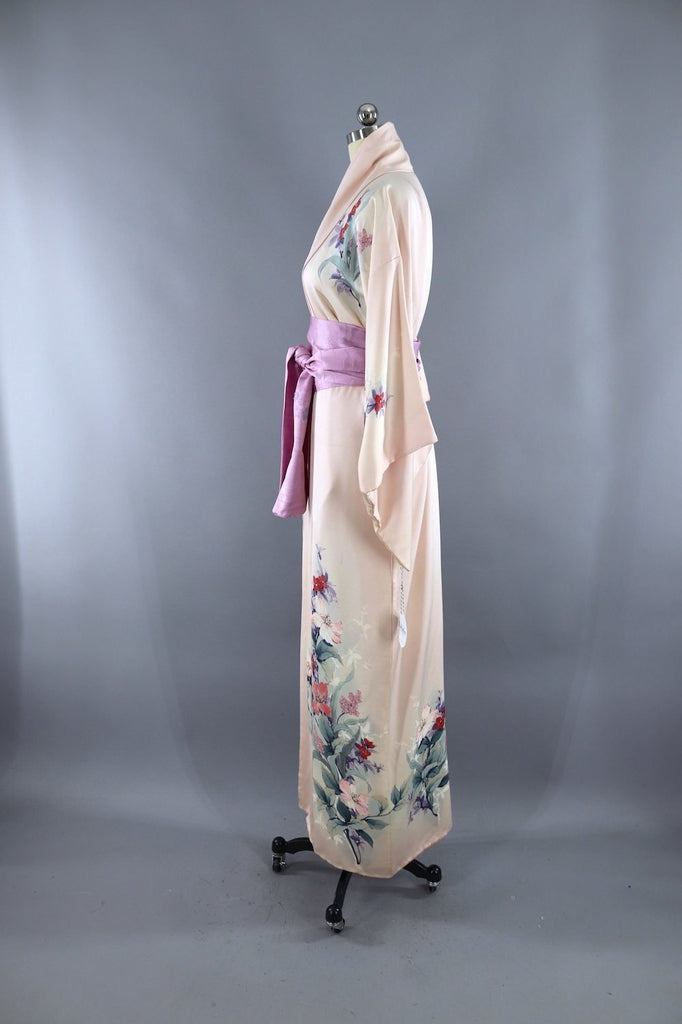 Vintage Silk Kimono Robe / Light Pink Floral Print - ThisBlueBird