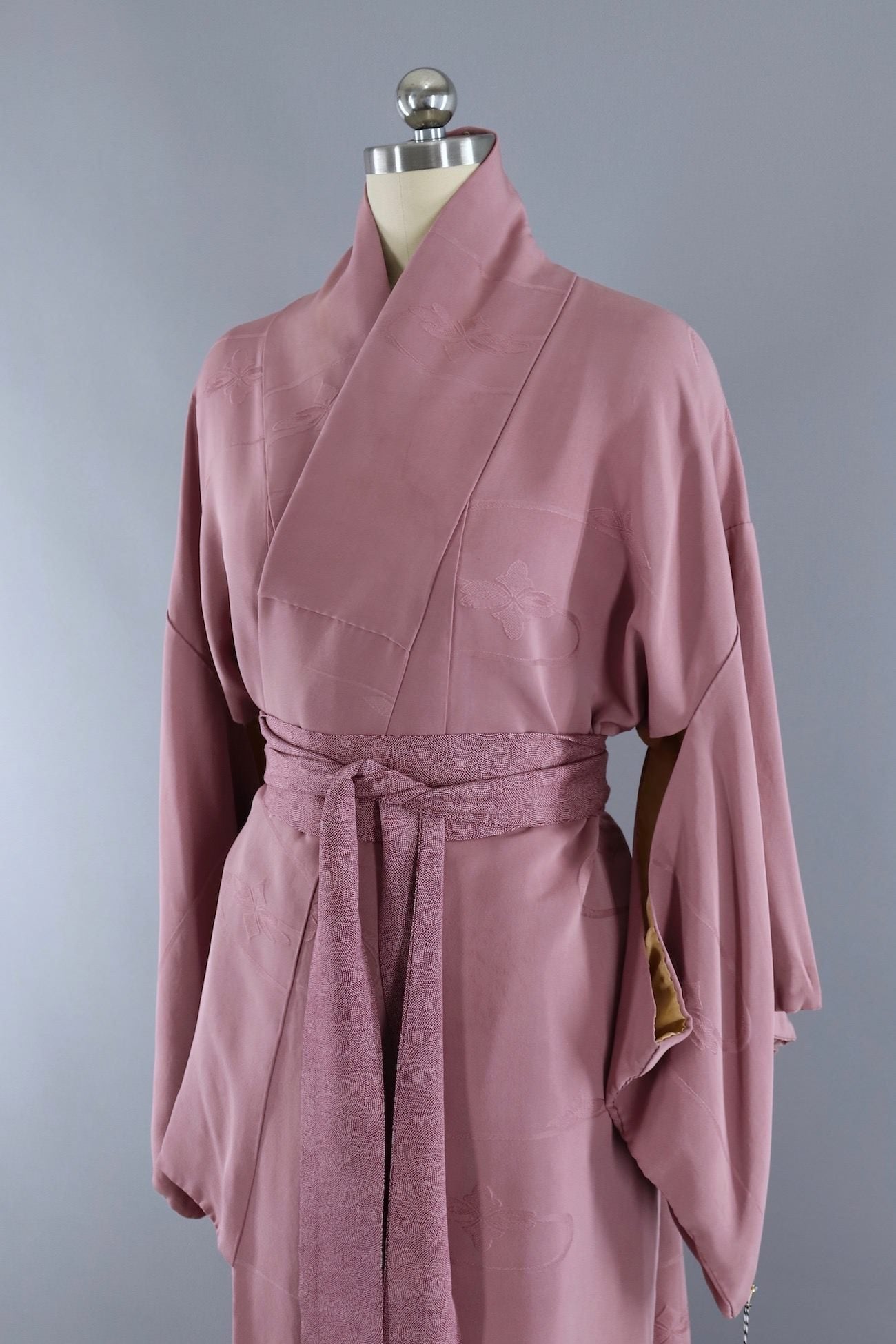 Vintage Silk Kimono Robe / Mauve Purple - ThisBlueBird