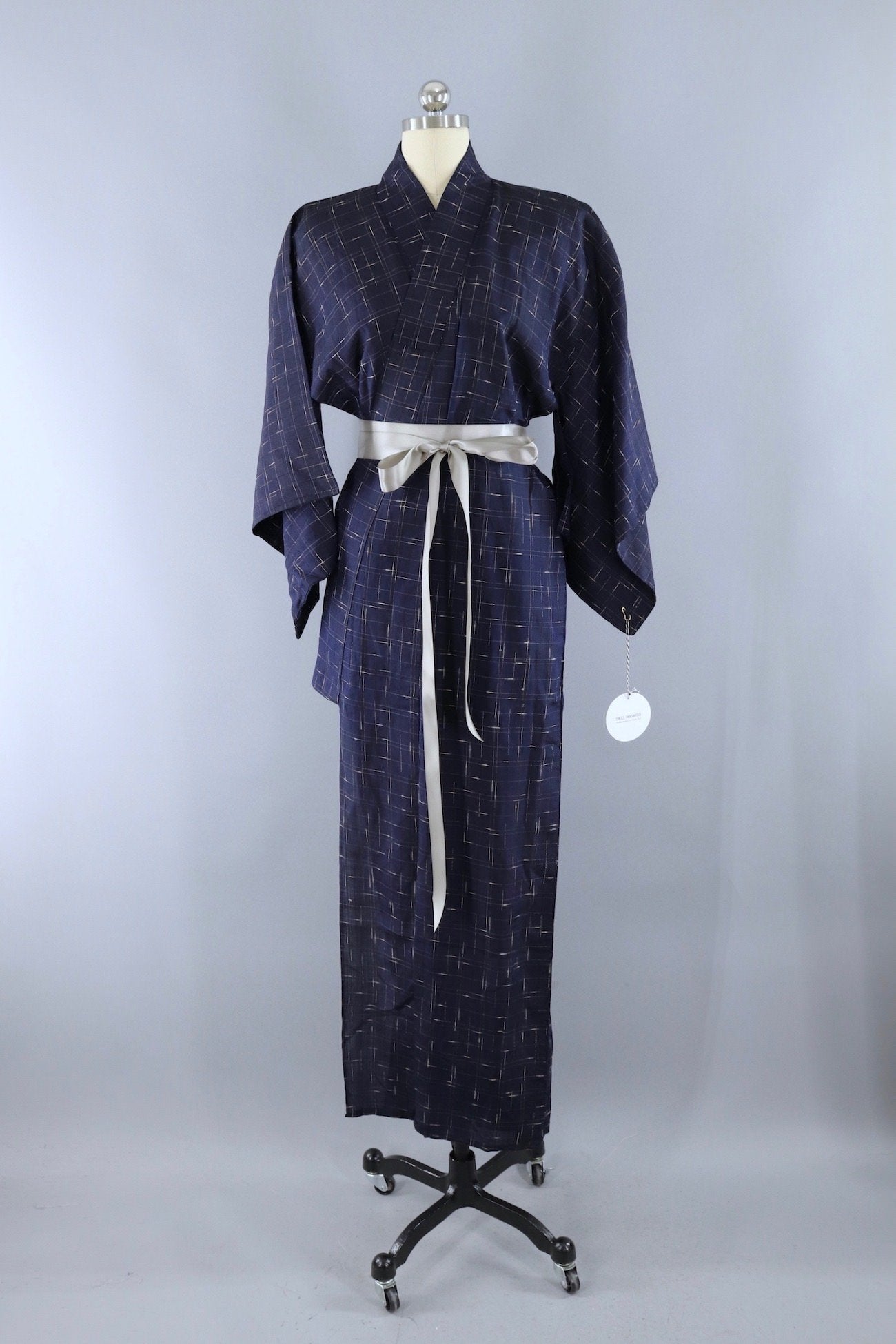 Vintage Silk Kimono Robe / Navy Blue and Ivory Raw Silk - ThisBlueBird