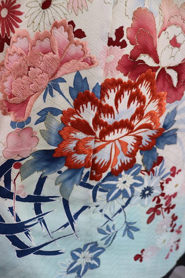 Vintage Silk Kimono Robe / Pale Blue Floral - ThisBlueBird