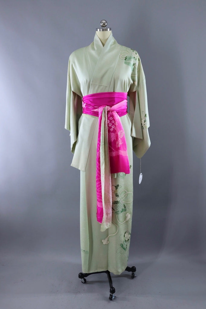 Vintage Silk Kimono Robe / Pastel Green Scrolls – ThisBlueBird