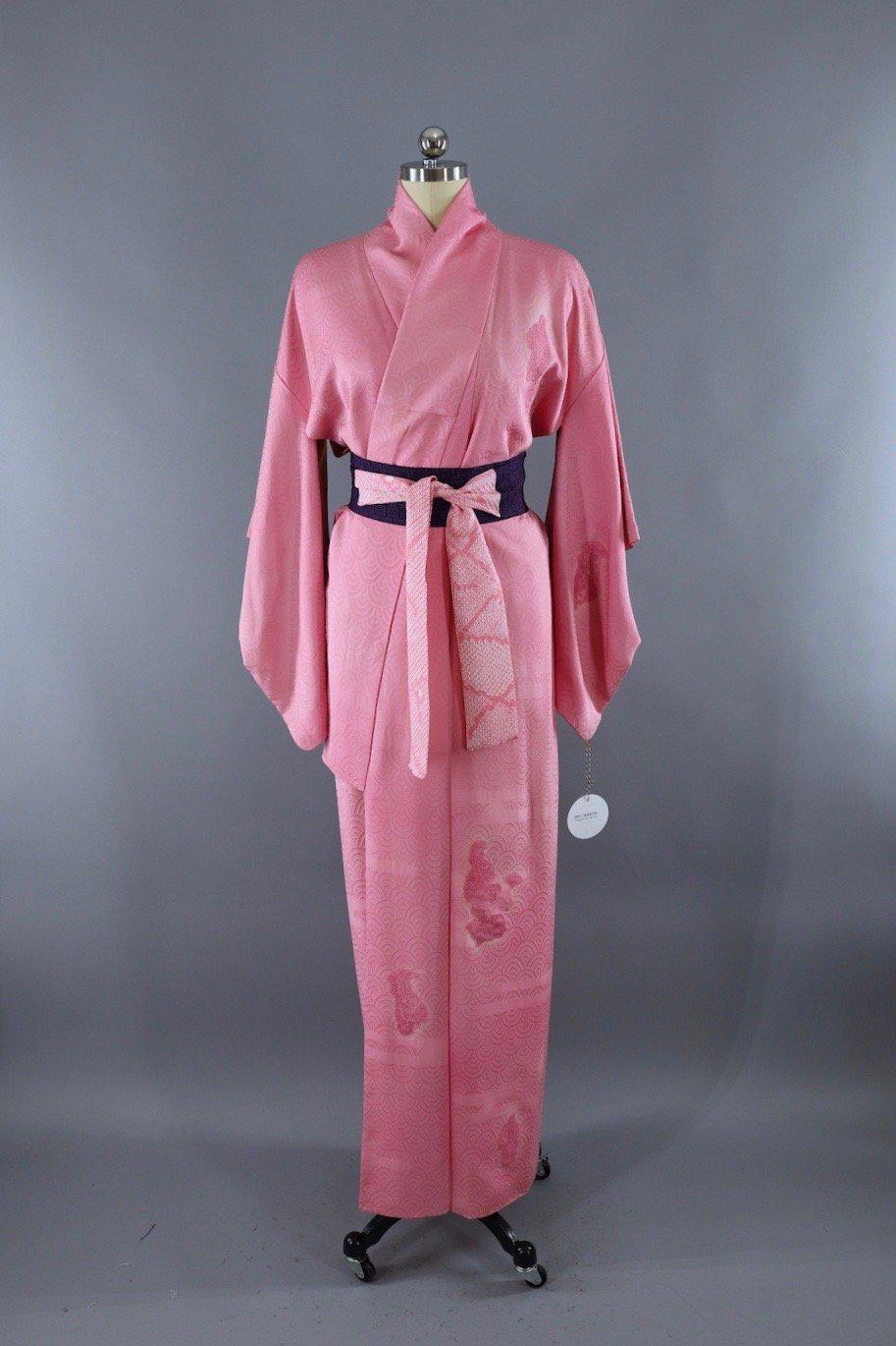 Vintage Silk Kimono Robe / Pink Embroidered Geisha Women - ThisBlueBird