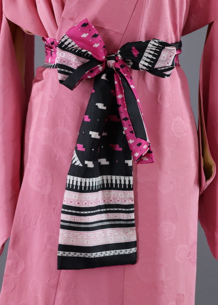Vintage Silk Kimono Robe / Pink Floral - ThisBlueBird