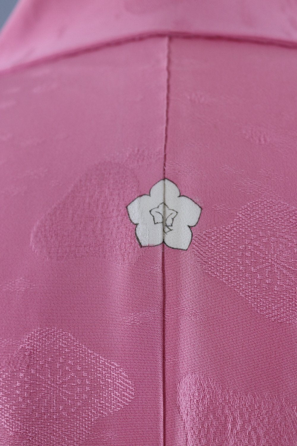 Vintage Silk Kimono Robe / Pink Floral - ThisBlueBird