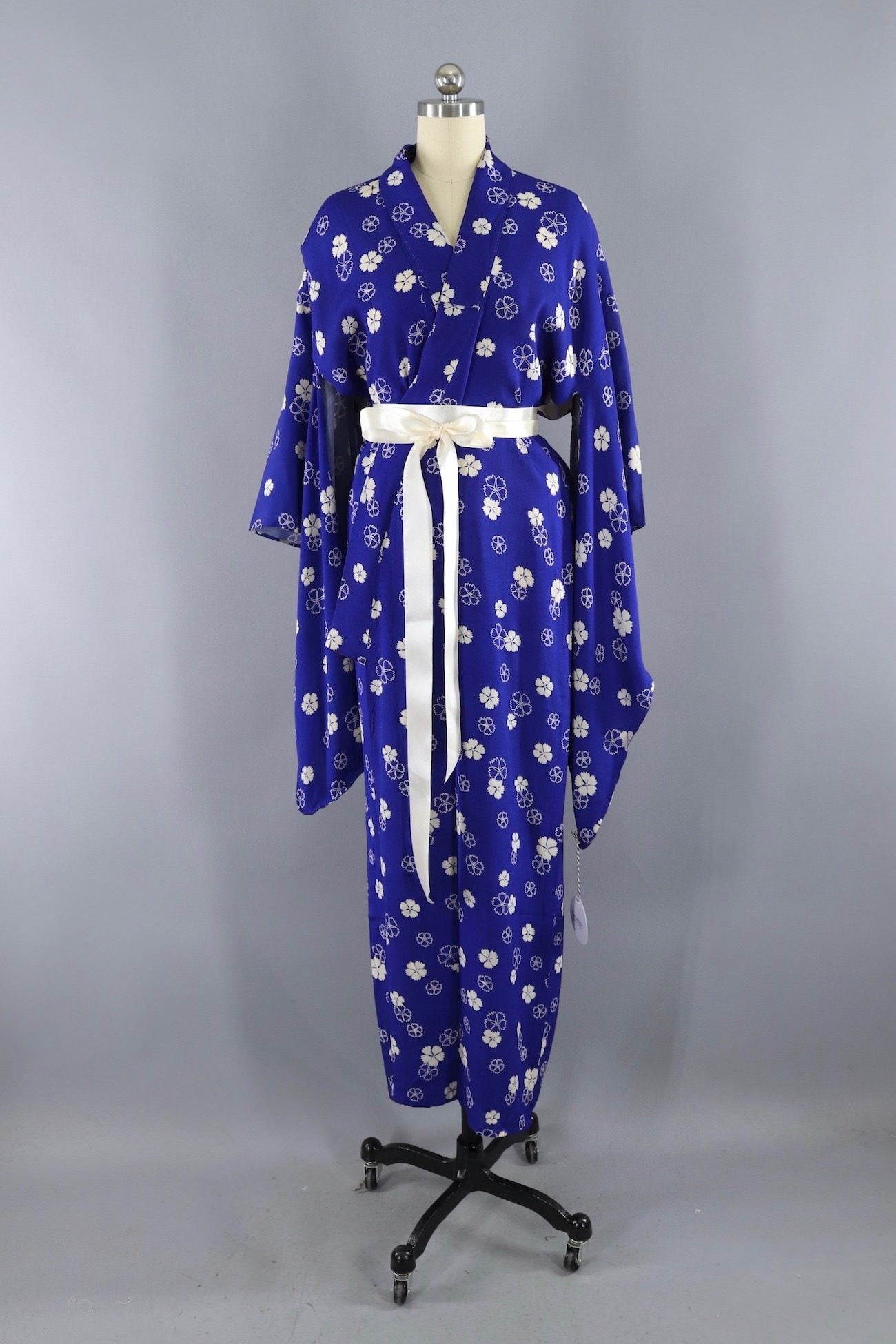Vintage Silk Kimono Robe / Royal Blue and White Floral - ThisBlueBird