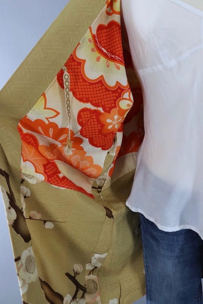 Vintage Silk Kimono Robe / Tan & White Floral - ThisBlueBird
