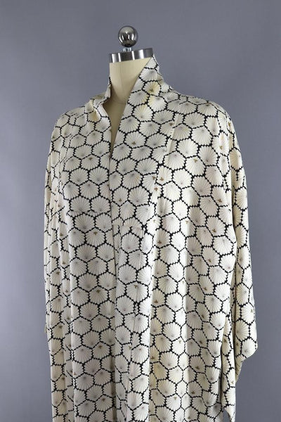 Vintage Silk Kimono Robe / White & Black Shells - ThisBlueBird