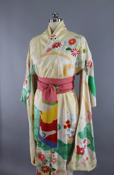 Vintage Silk Kimono Robe / Yellow Ombre Green Floral - ThisBlueBird