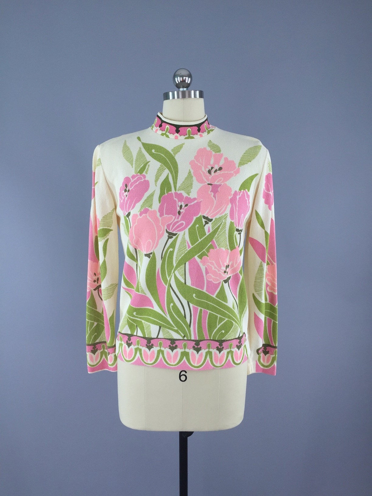 Vintage Sweater / Pink Tulip Floral Print / Mod 60s - ThisBlueBird