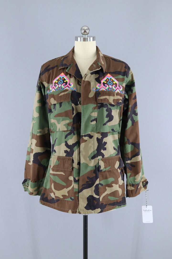 Vintage US Army Embroidered Camo Jacket / NEON Tribal Folk Floral - ThisBlueBird
