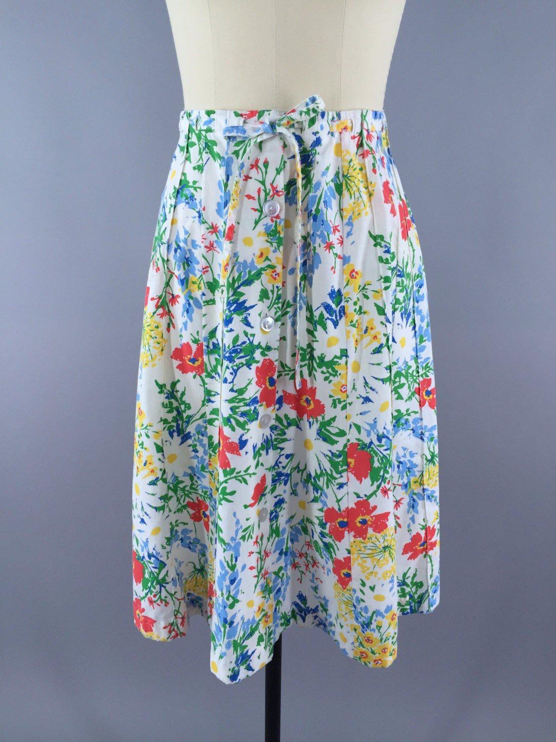 Vintage White Floral Print Skirt / Sanibel Sport - ThisBlueBird