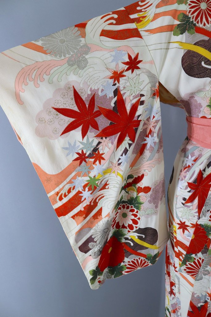 Vintage White &amp; Red Maple Leaf Silk Kimono Robe-ThisBlueBird - Modern Vintage